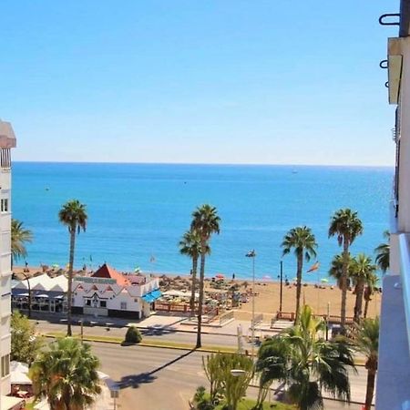 Victoria Luxury Beachfront Apartment In Benalmadena Costa Bagian luar foto