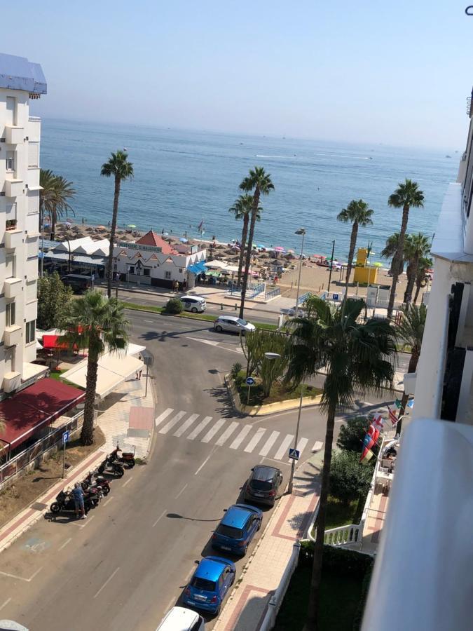 Victoria Luxury Beachfront Apartment In Benalmadena Costa Bagian luar foto